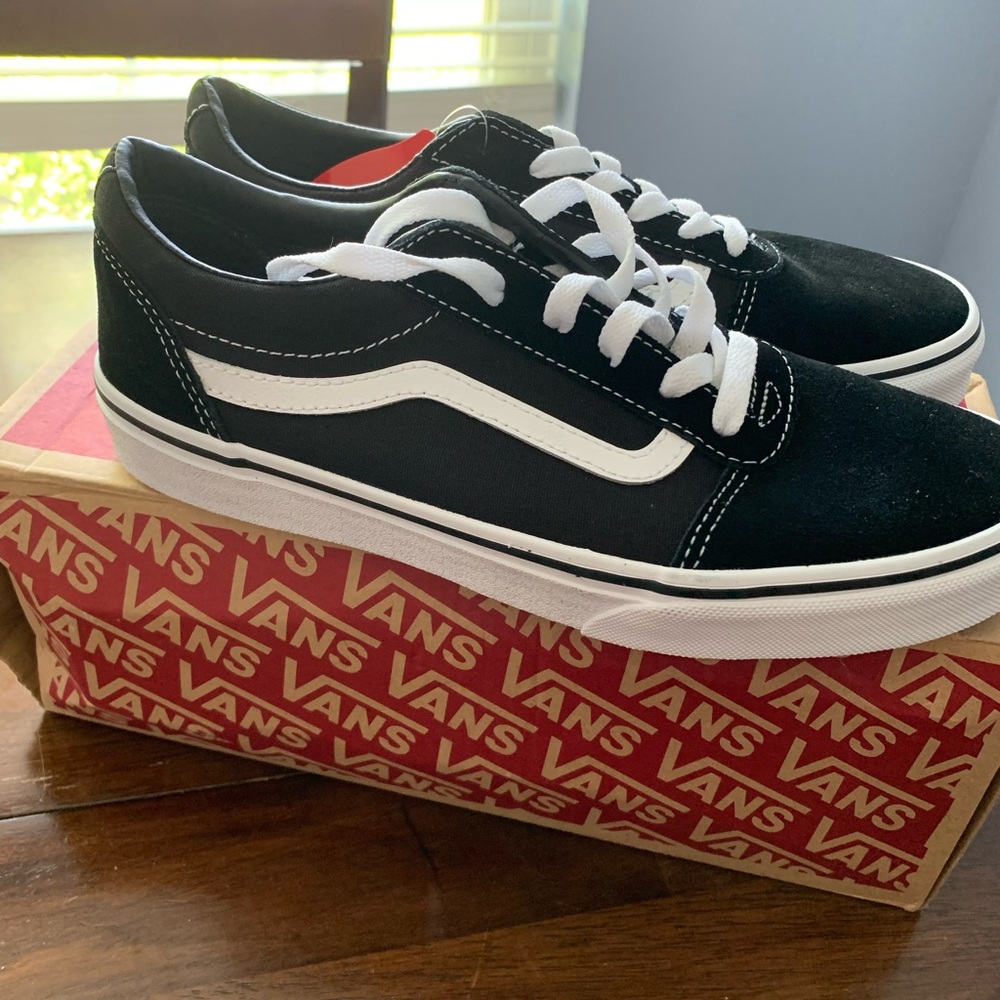 Old Skool Ward Vans